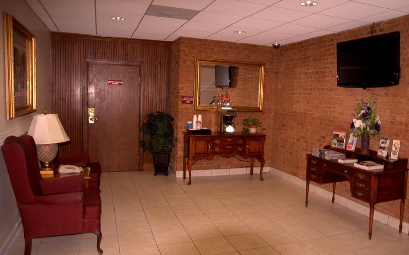 Olde Towne Inn Manassas Exterior photo