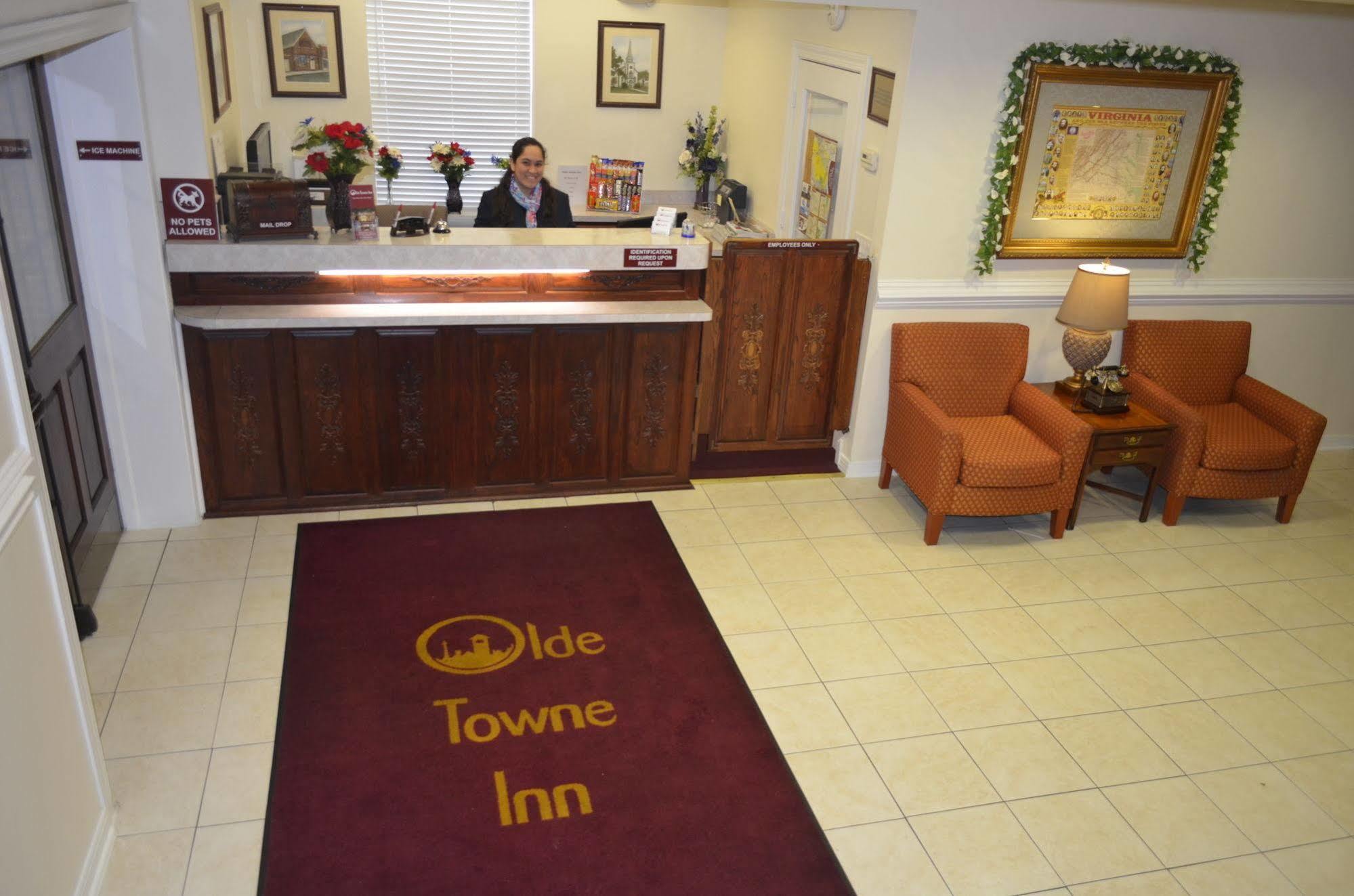 Olde Towne Inn Manassas Exterior photo